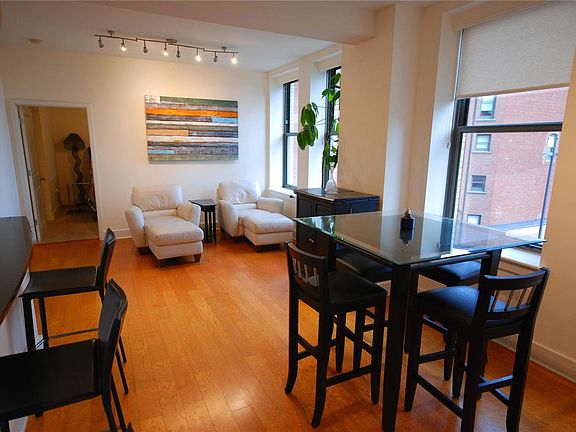 3rd image of 314 N Broadway Ave #1207