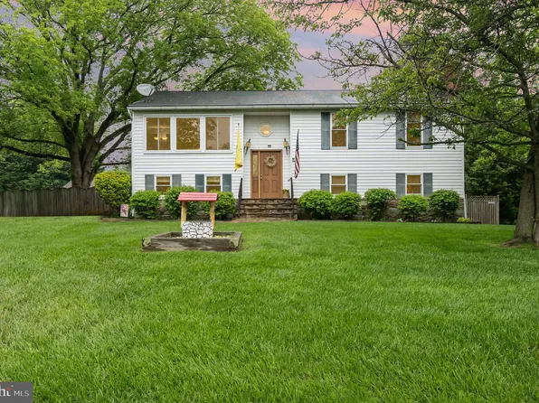 823 Randolph Dr, Aberdeen, MD 21001