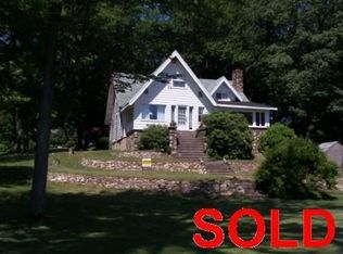 55007 Brush Lake Rd, Eau Claire, MI 49111