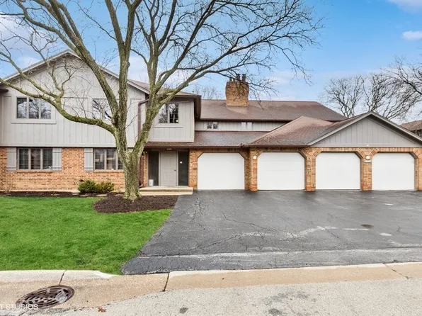 13303 S Country Club Ct APT 2A, Palos Heights, IL 60463