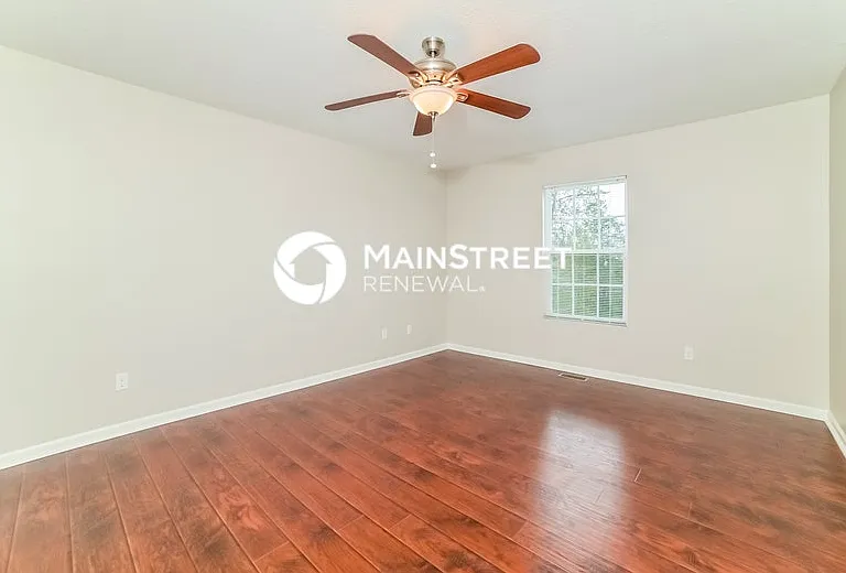 5217 Oakhill Dr — Photo 8