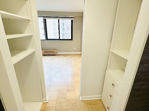3rd image of 16 W Apt 12vn Ter