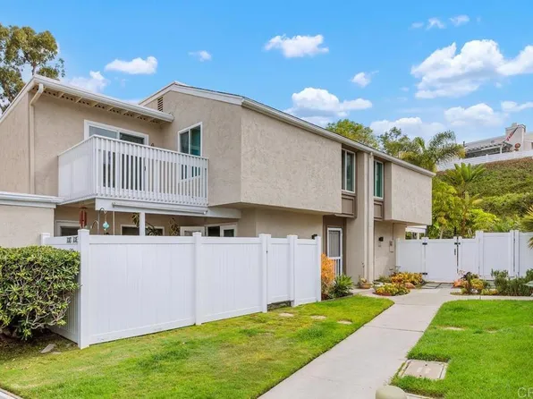 1081 Woodlake Dr, Cardiff, CA 92007