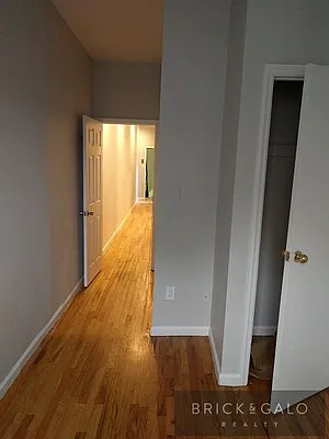 Rented by BRICK & GALO REALTY CORP | media 34