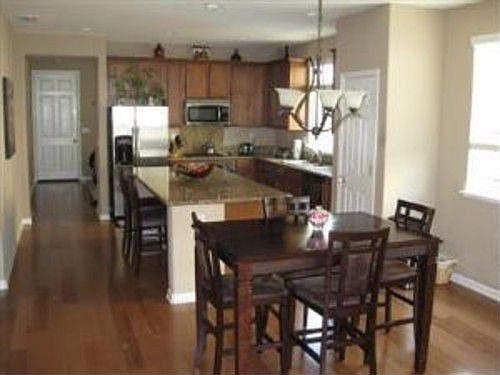 3rd image of 1258 Waverton Ln
