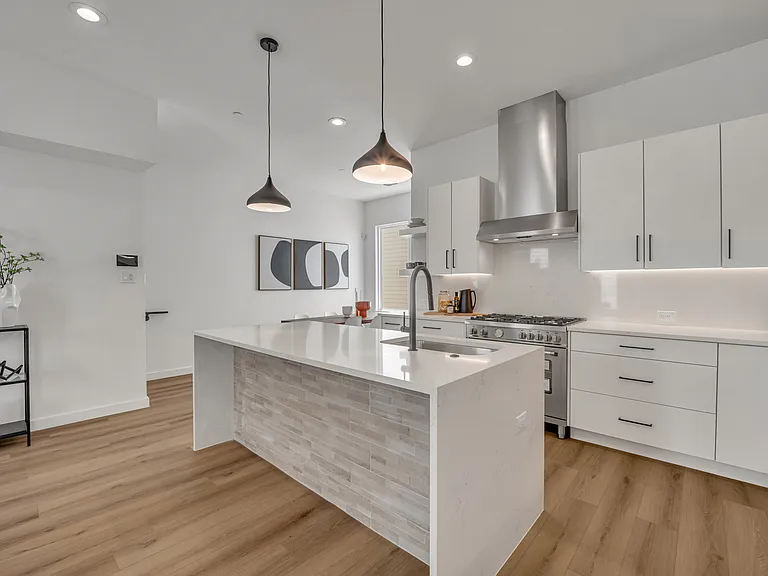 3612 San Jacinto St #101 — Photo 8