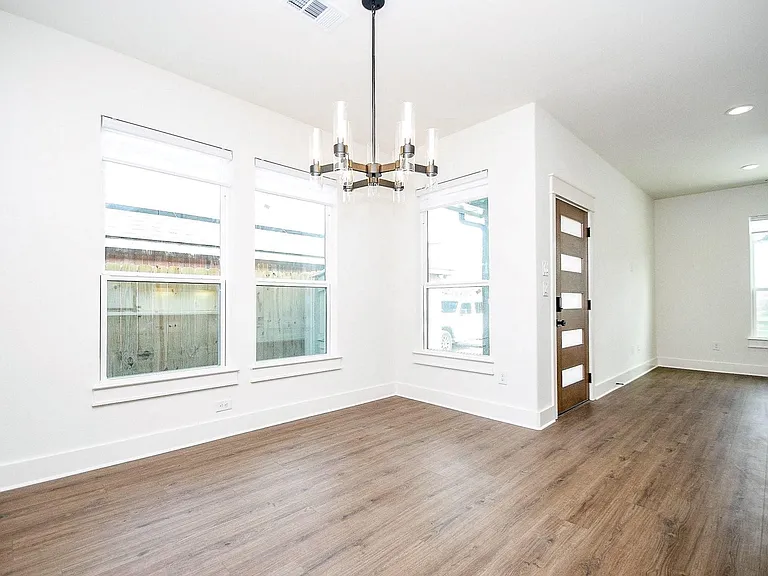 4101 Victoria Ave #B — Photo 16