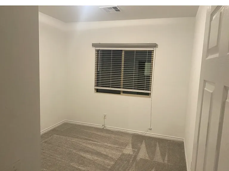 795 Grand Country Ave — Photo 6