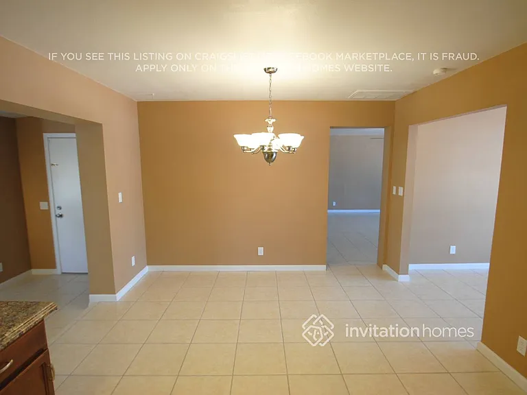 907 N Wedgewood Dr — Photo 5