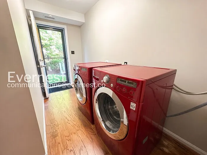 13901 Ascott Dr — Photo 13