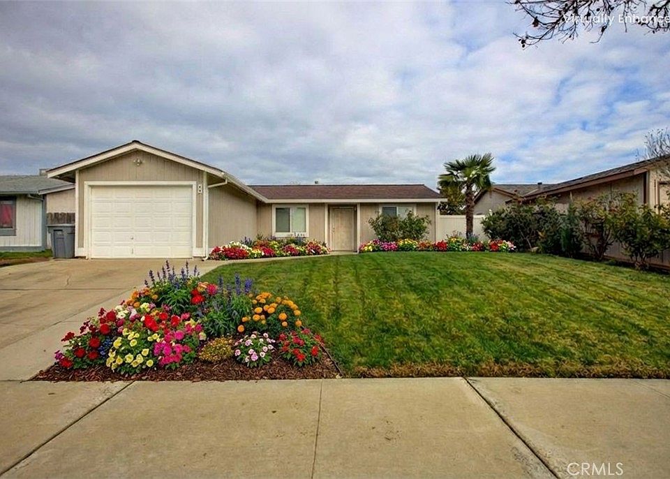 1st image of 49 W Swallow St