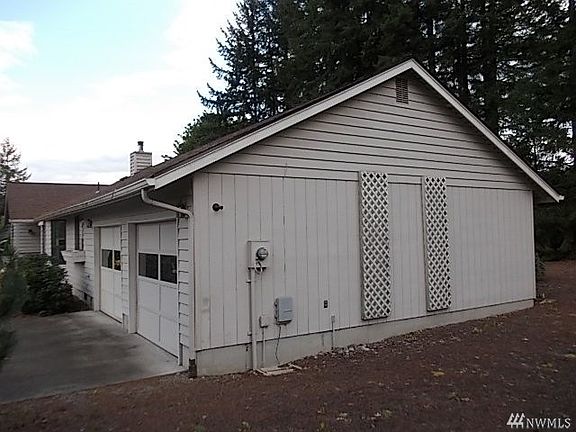 4th image of 01611 Easthill Pl NW