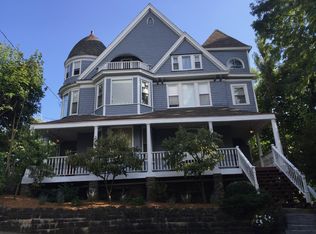 2 University Ave APT 2, Pittsburgh, PA 15214