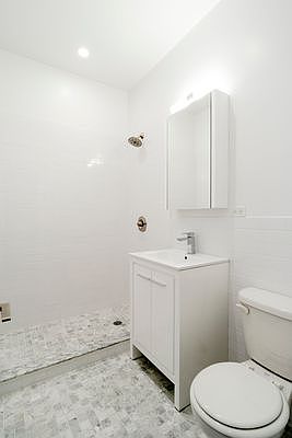 5th image of 44 Grand St APT 2