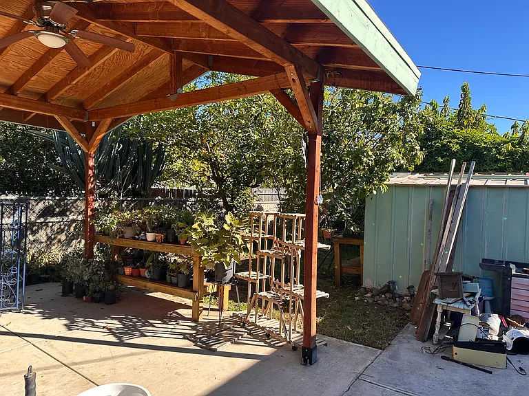 5791 Walter St — Photo 3