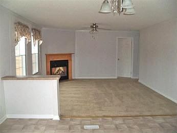 2nd image of 555 Robinson Rd