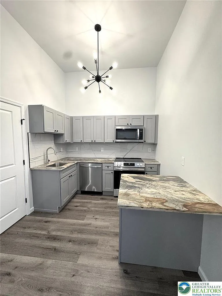 810 Monocacy St — Photo 4