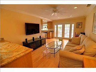 3rd image of 10920 Elderwood Ln