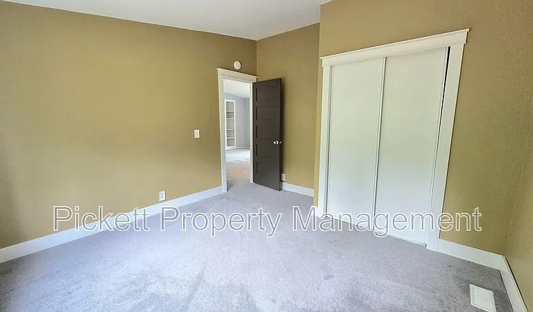 331 Dewatto Rd W — Photo 30