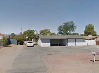 13626 Algonquin Rd APT C, Apple Valley, CA 92308