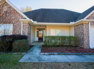 7 Stratford Ct, Hattiesburg, MS 39402