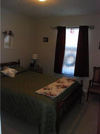 5th image of 2021 Saint Andrews Dr