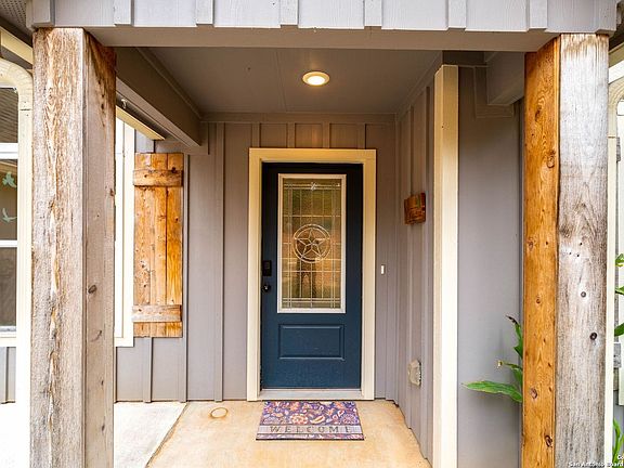 4th image of 113 Post Oak Ct