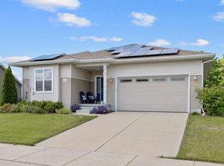870 Cedar Ln, Sun Prairie, WI 53590