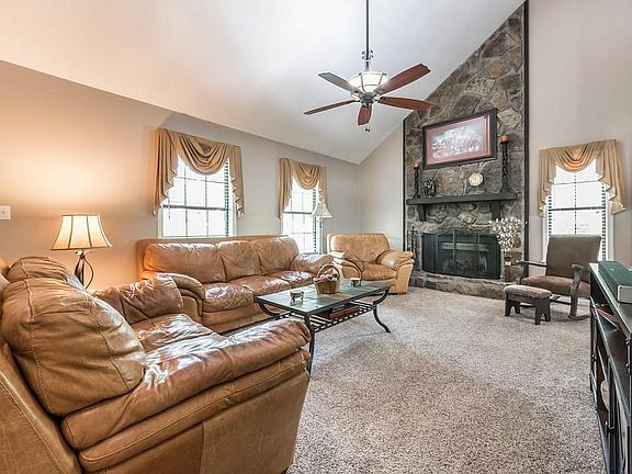 5th image of 4176 Jody Ct NE