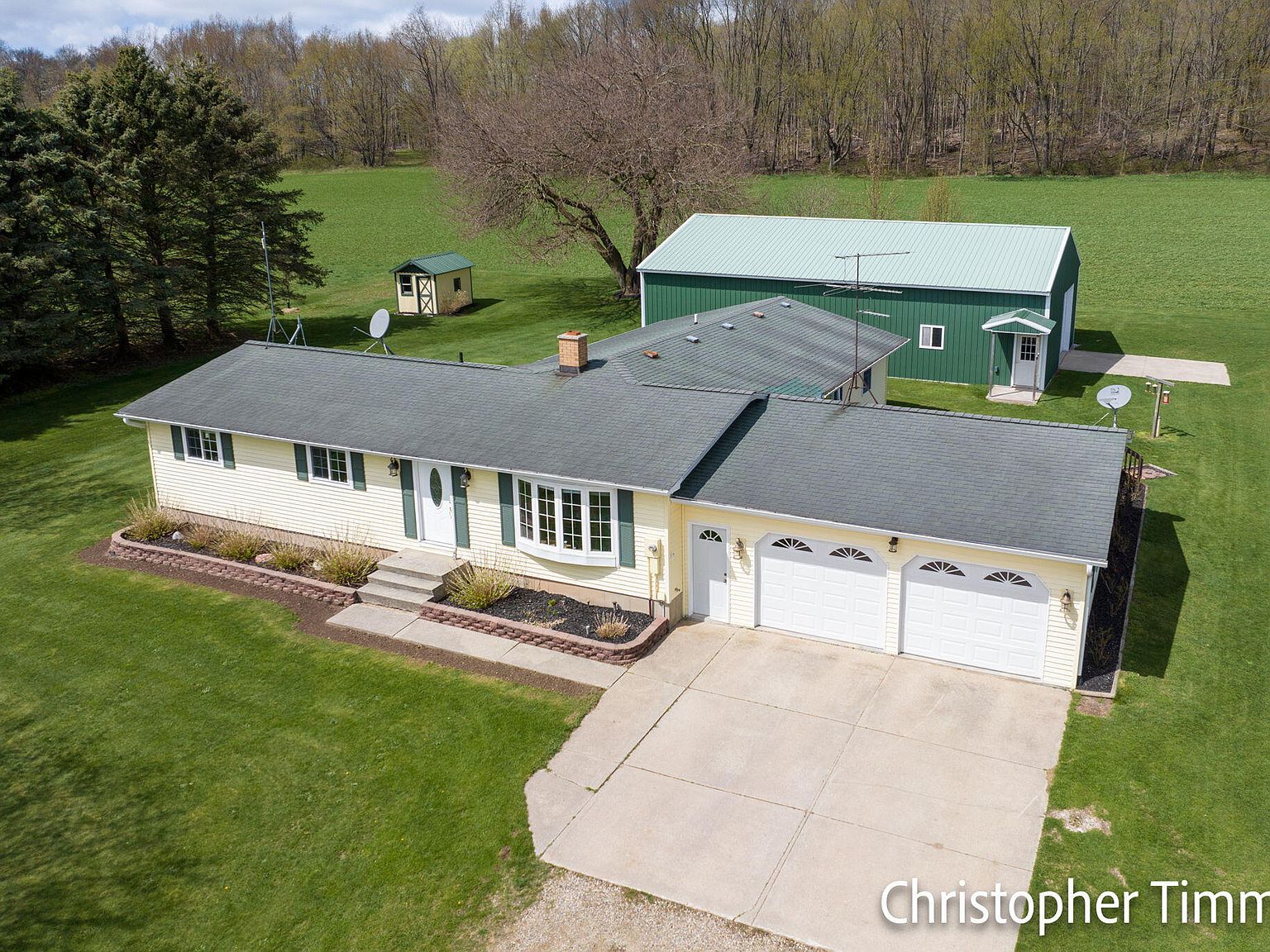 3041 128th Ave, Allegan, MI 49010 Zillow