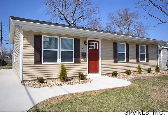 2nd image of 2421 Wilson Ave