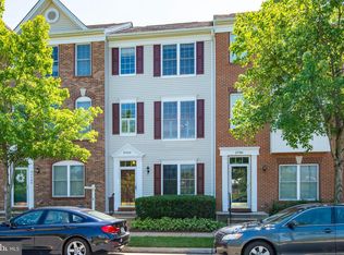 25302 Shipley Ter, Chantilly, VA 20152