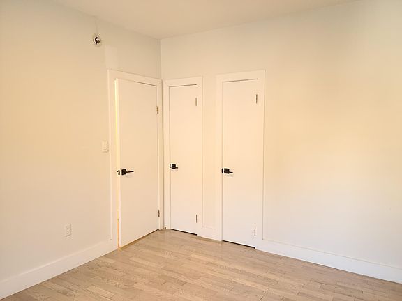 3rd image of 32 Gifford Ave #2