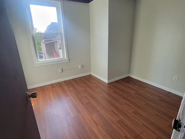 214 Mayock St — Photo 6