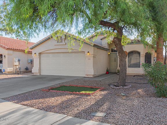 4th image of 2424 N 126TH Drive