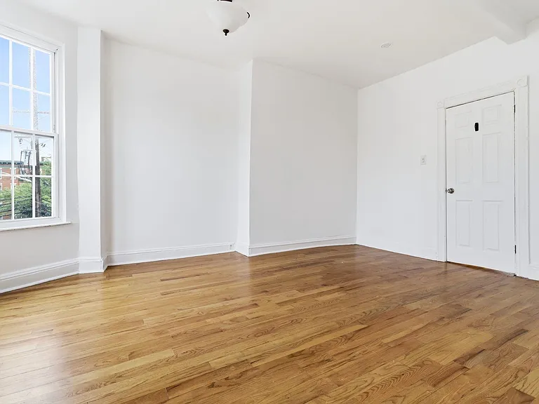 491 Mercer St #2 — Photo 6