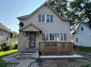 1320 W 7th St, Waterloo, IA 50702