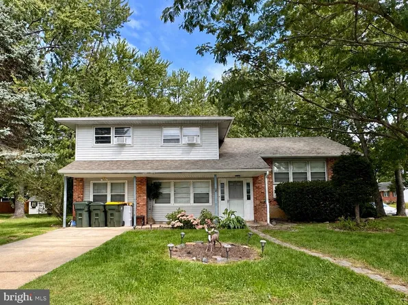 820 Leeds Ln, Newark, DE 19711