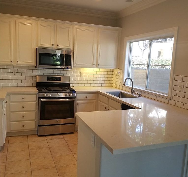1st image of 3 Lucente Ln