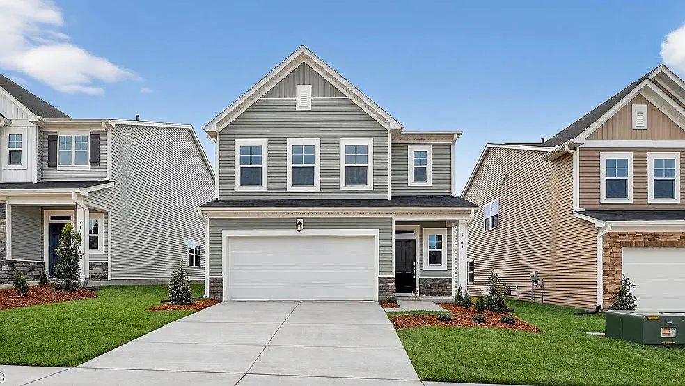 5 bed, 2375 sqft, $2,450 — Photo 1