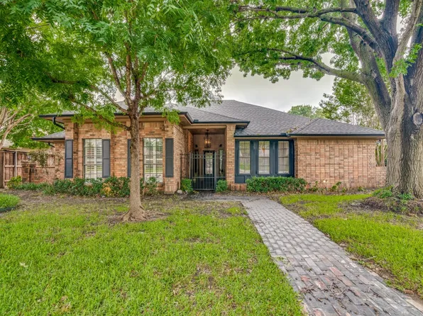 6610 Genstar Ln, Dallas, TX 75252