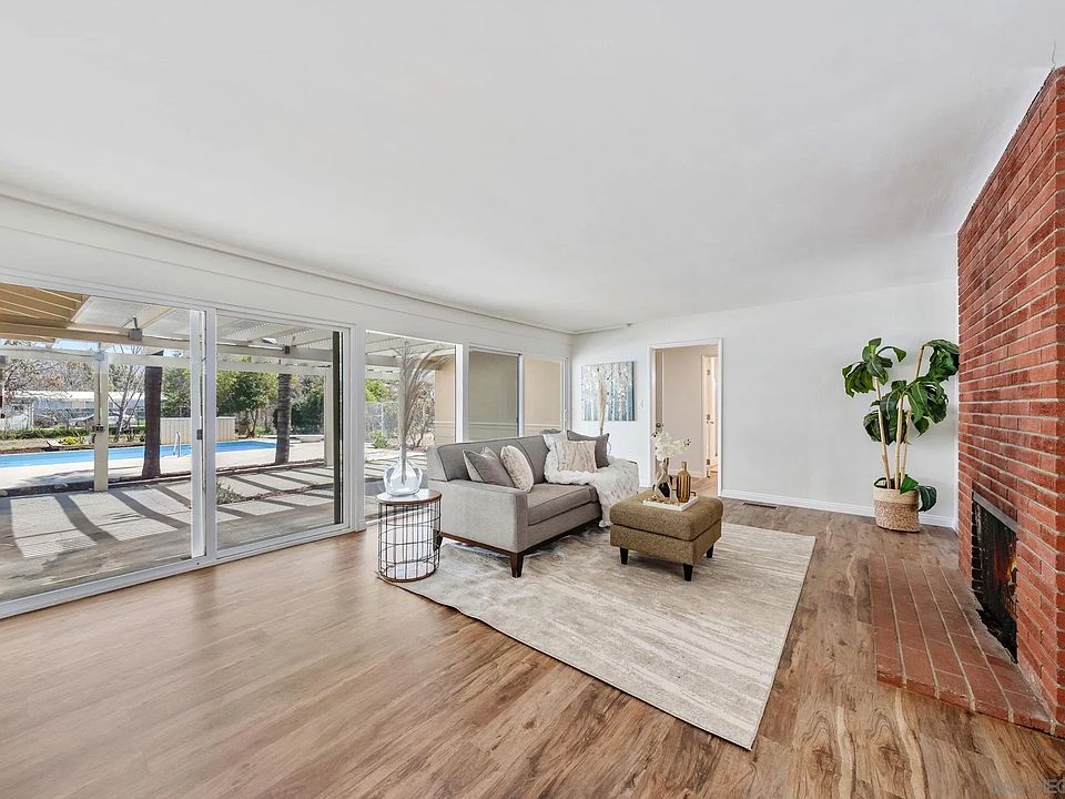1st image of 25980 Fairview Ave