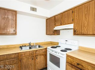 520 S 13th St APT D13, Las Vegas, NV 89101