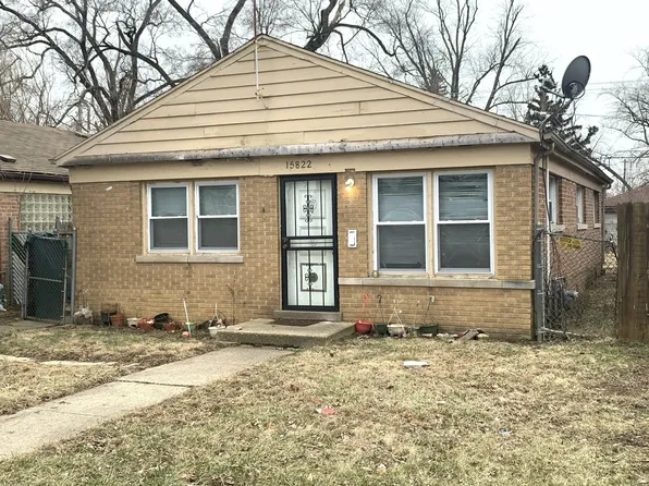 15822 Ashland Ave, Harvey, IL 60426