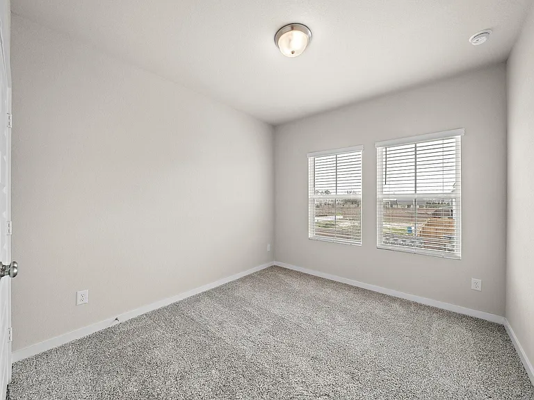 9912 Storehouse Dr — Photo 14