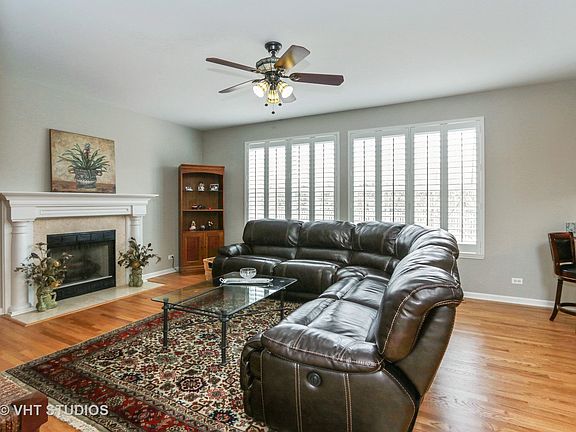 3rd image of 14050 Maplewood Ct