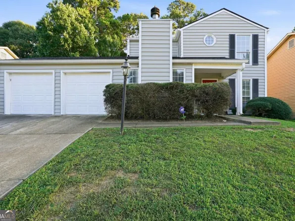 6449 Eastbriar Dr, Lithonia, GA 30058