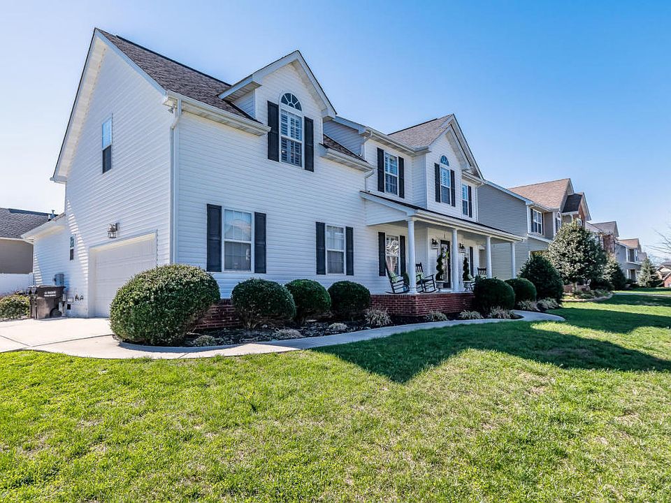 1st image of 5800 Rhyne Cove Ln