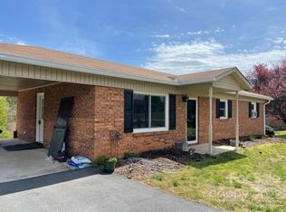 2609 Raintree St, Connelly Springs, NC 28612