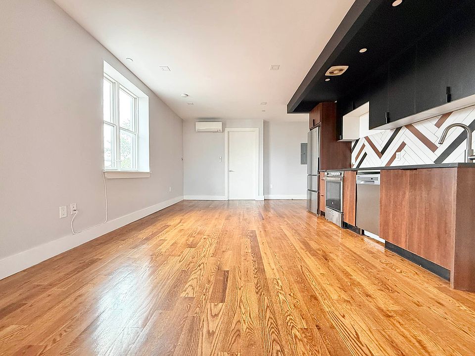 1st image of 679 E 21st St #2A